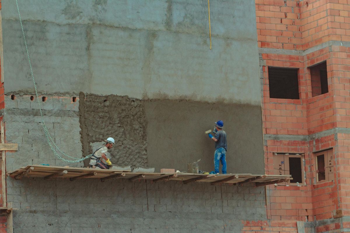 Cómo elegir entre pladur y ladrillo en reformas