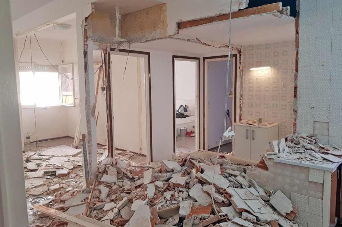 Cómo reforzar estructuras metálicas ocultas en viviendas BCN