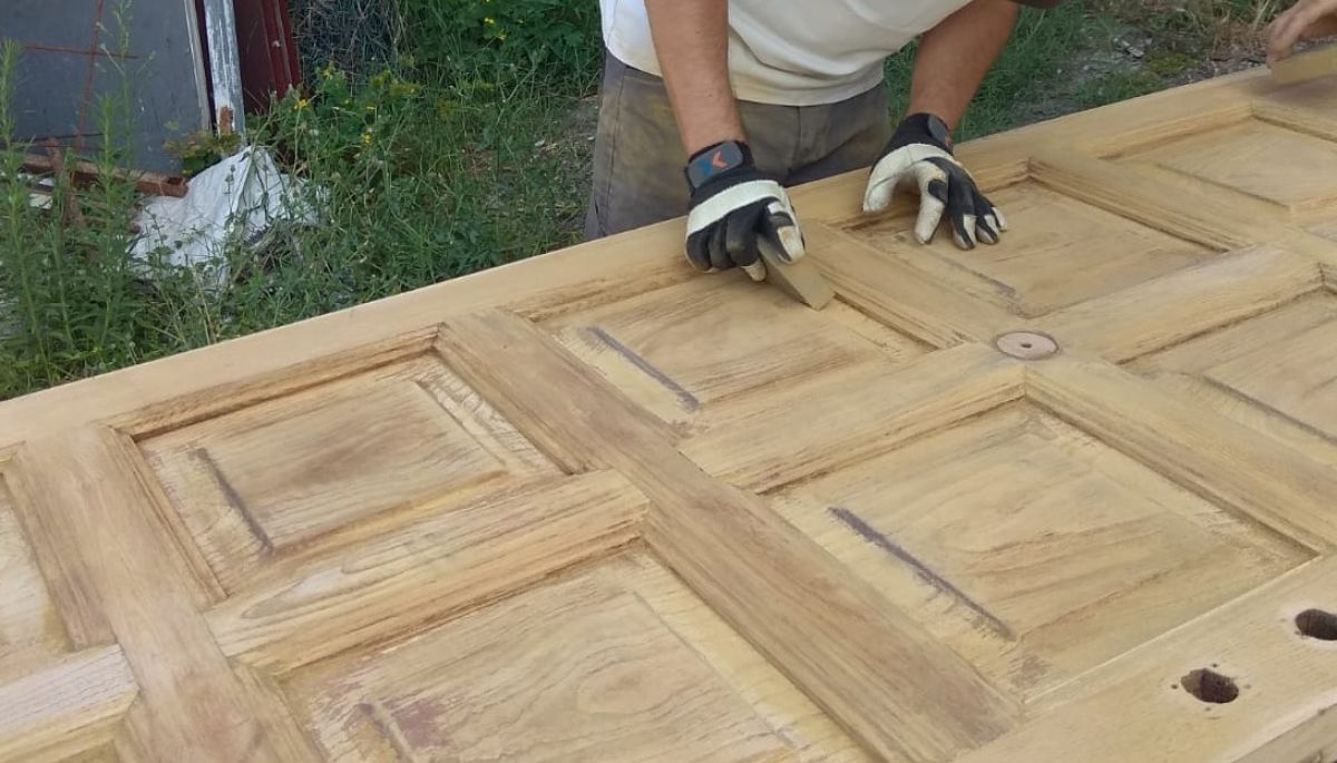 Cómo restaurar carpintería antigua sin sustituirla