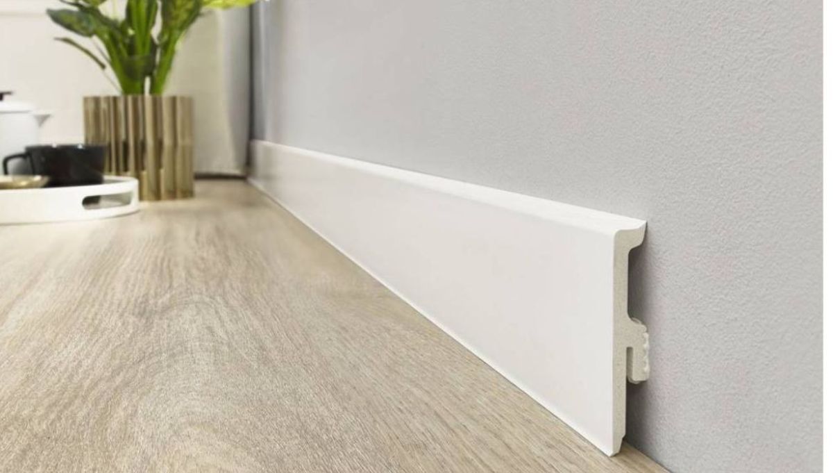 Pasos para instalar zócalos altos en pisos antiguos BCN